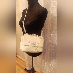 NWT WHITE BADGLEY MISCHKA VEGAN LEATHER BAG